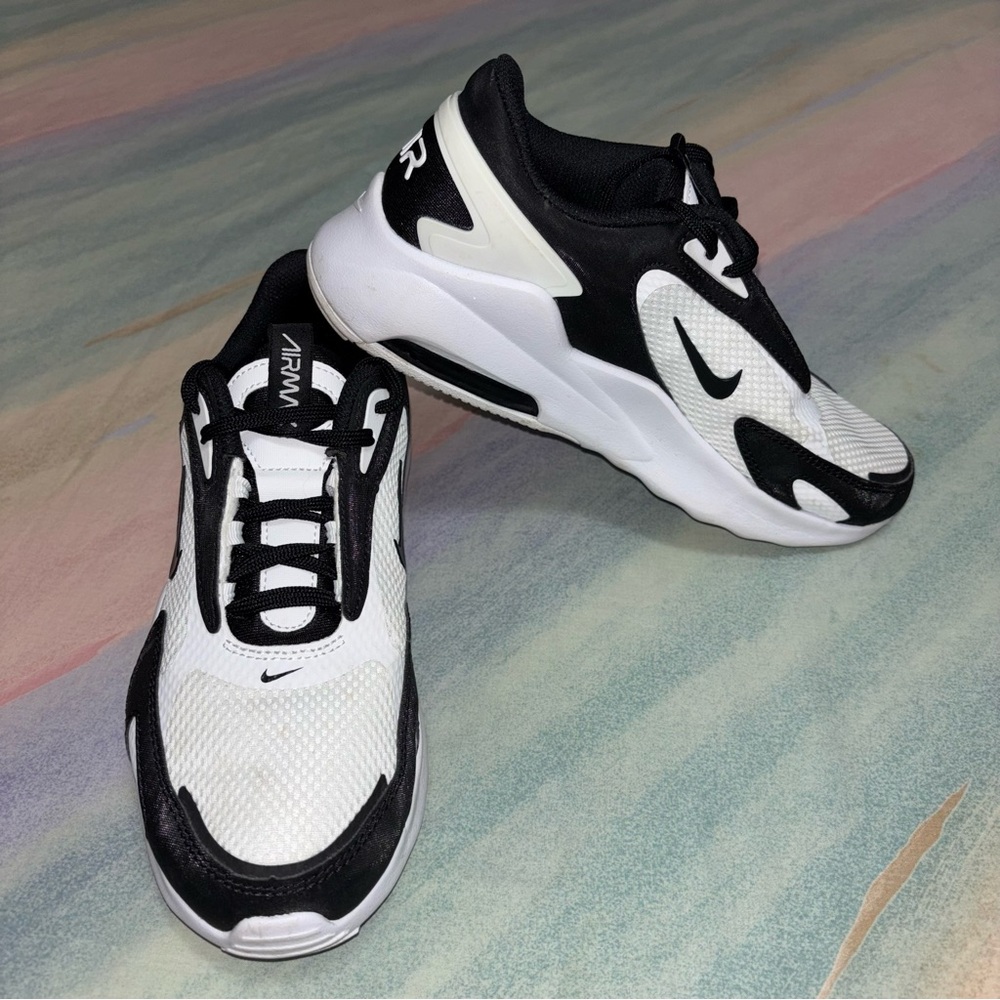 Nike Air Max Bolt Women’s running athletic shoes size 8.5 - Picture 3 of 9